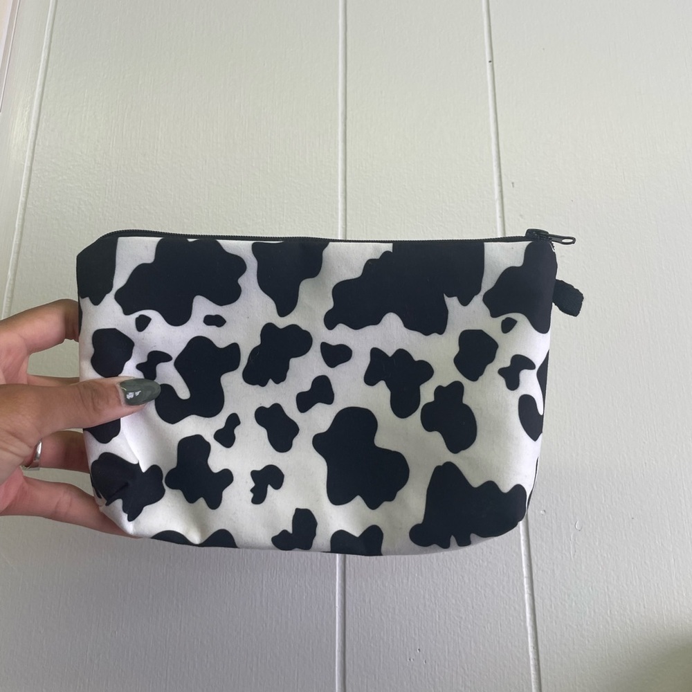 Cow Print Zipper Pouch